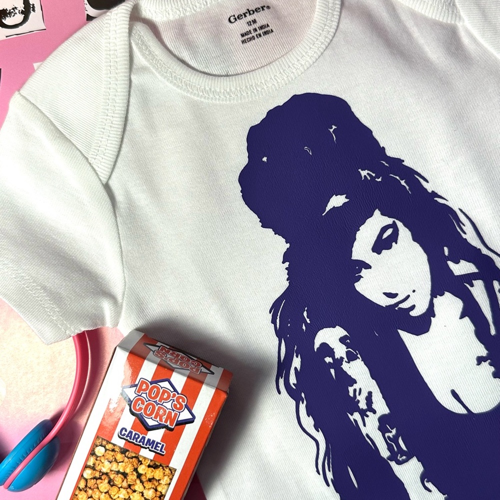 ⚡️Amy Winehouse British singer songwriter urban handmade Gerber baby onesie 12M